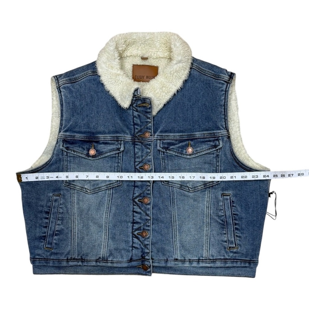 Judy Blue Sherpa Lined Denim Vest 2XL NWT Medium Wash Button Front Cozy Western - Picture 7 of 10